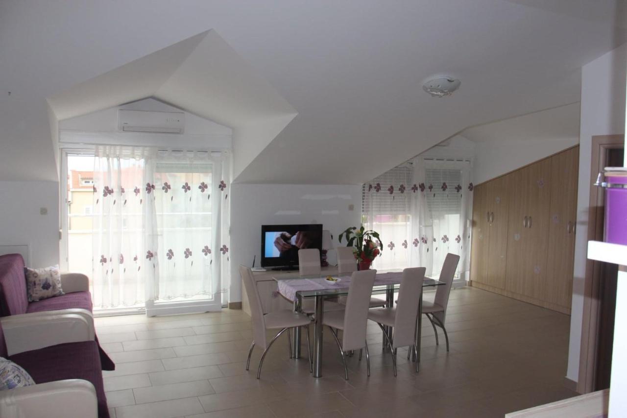 Apartmani Nima Tučepi Exterior foto