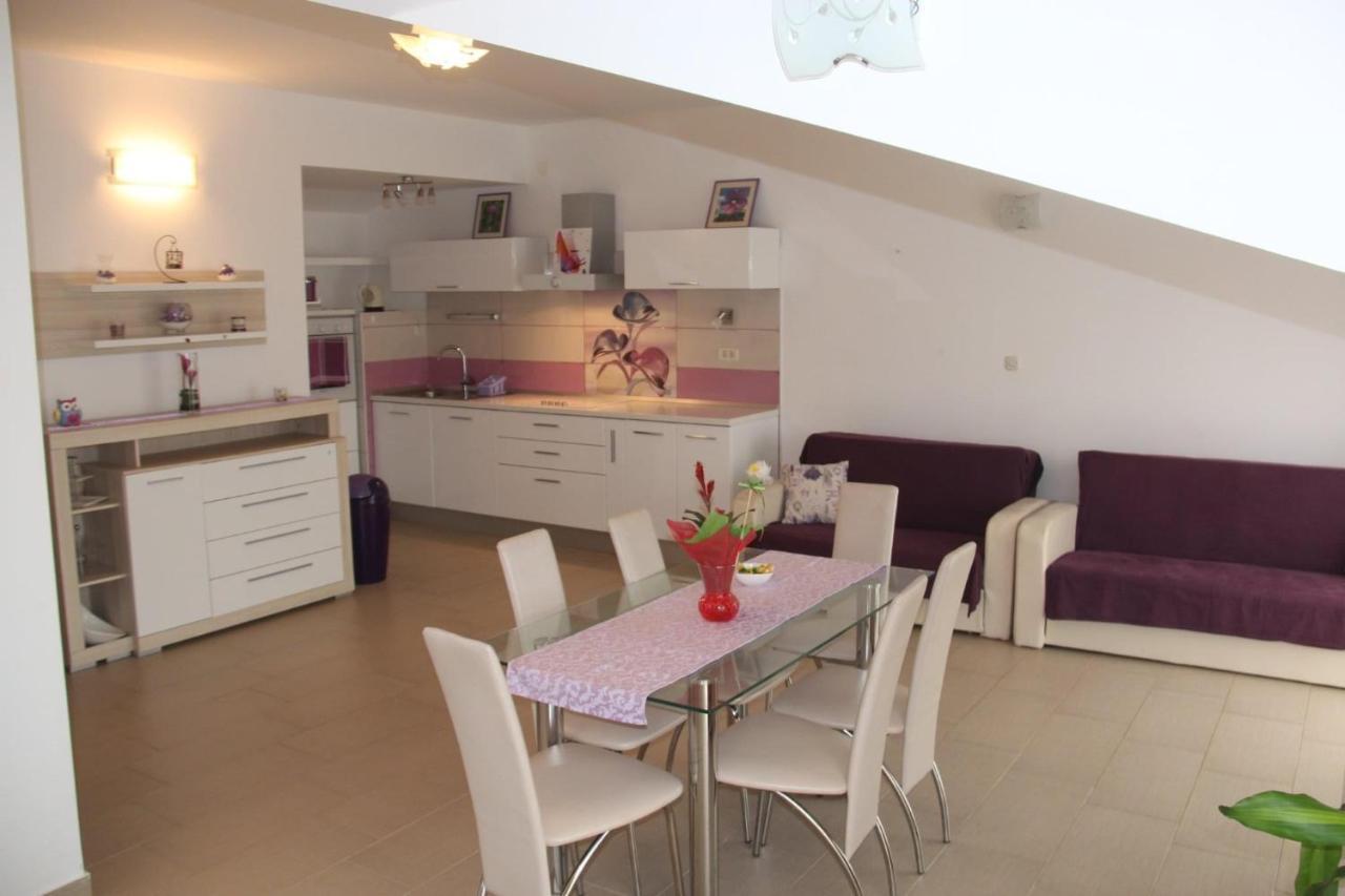 Apartmani Nima Tučepi Exterior foto